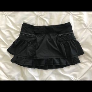 Lululemon black tennis skirt